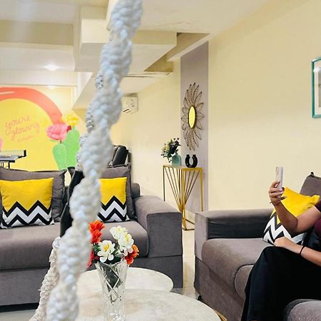 Bluo Studio1 Golf Course Road, Gym, Balcony Garden Gurgaon Exteriör bild